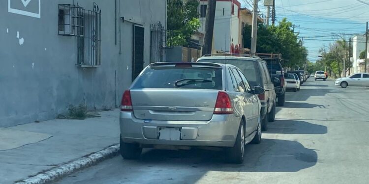 Circulan con placas vencidas o ilegales más del 50% de autos en Cd. Victoria, Tamaulipas