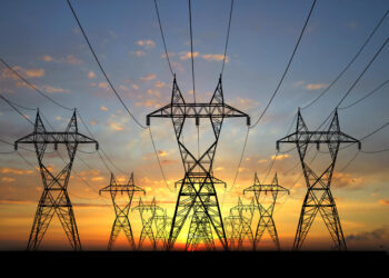 Asignan 60.6 MDD para mejorar red eléctrica de Texas