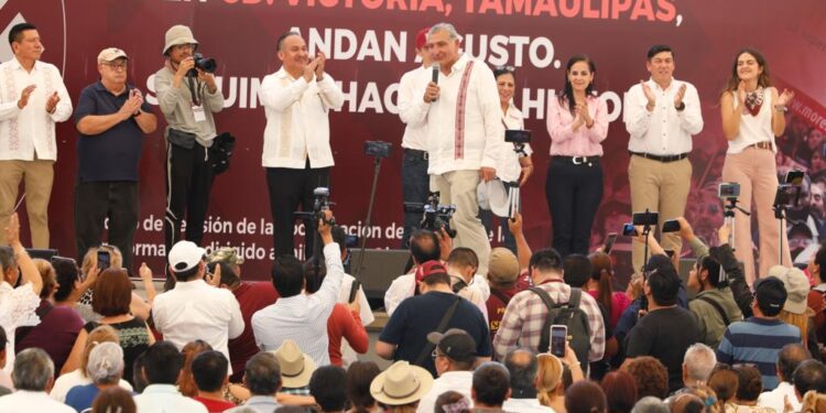 Adán Augusto López denuncia que no hay “piso parejo” en proceso para Coordinador