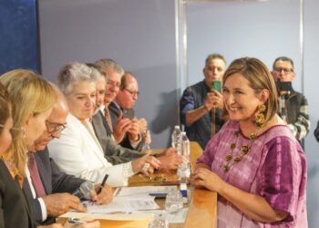 Xóchitl Gálvez se registra para participar en proceso por candidatura presidencial