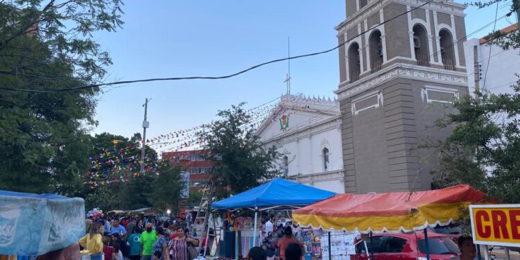 Festejan católicos a la Virgen del Refugio, Patrona de Ciudad Victoria, Tamaulipas