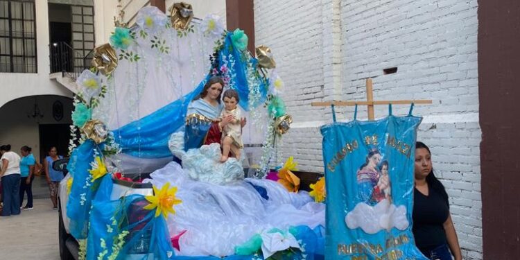 Festejan católicos a la Virgen del Refugio, Patrona de Ciudad Victoria, Tamaulipas