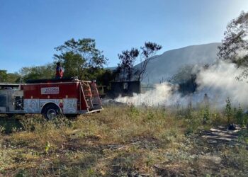 Ocupan a PC los incendios de pastizales