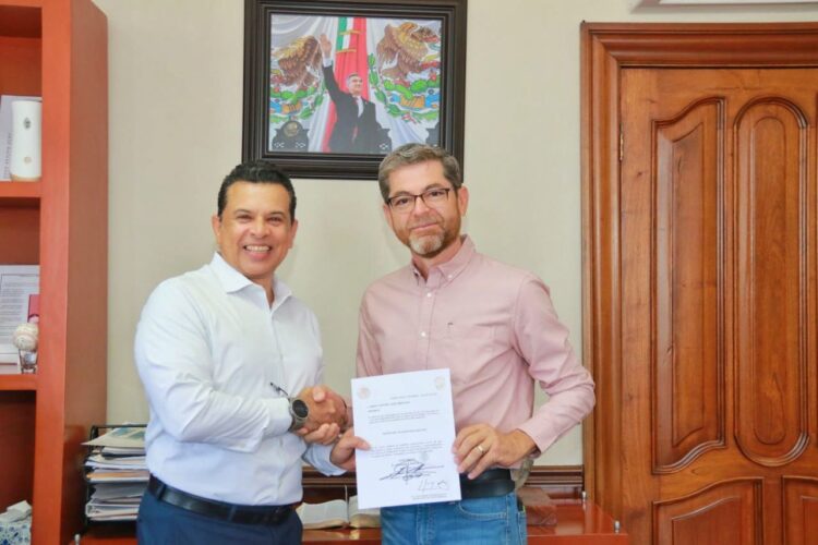 Marco Cantú releva a Mauricio Valdez en Secretaría de Servicios Públicos en Victoria