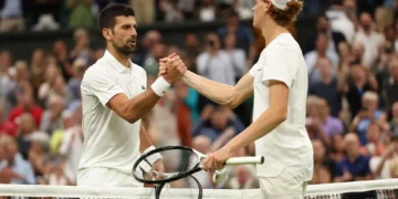 Djokovic avanza a la final de Wimbledon tras derrotar a Sinner