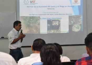 Reciben citricultores capacitación de la Universidad de Tamaulipas para prevenir plagas