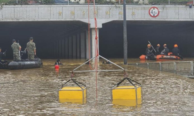 Aumenta a 39 la cifra de fallecidos por lluvias en Corea del Sur