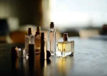 3 tips para combinar fragancias con éxito