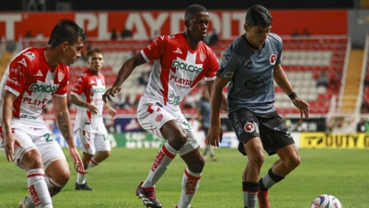 Necaxa y Xolos de Tijuana empatan en cerrado encuentro