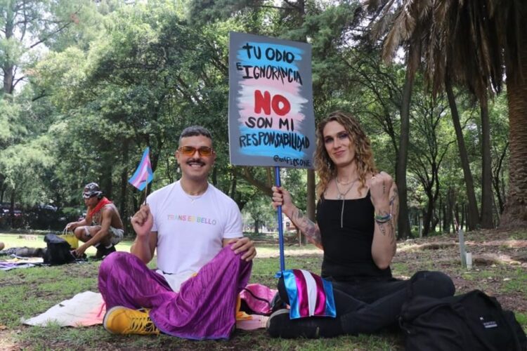 Por primera vez se lleva a cabo la Marcha No Binaria en CDMX