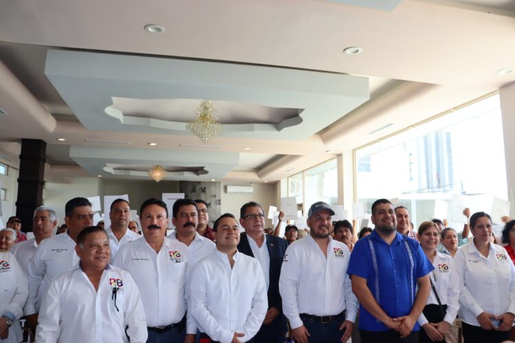 Da Gobierno del Estado, certeza jurídica a familias de Río Bravo con entrega de escrituras