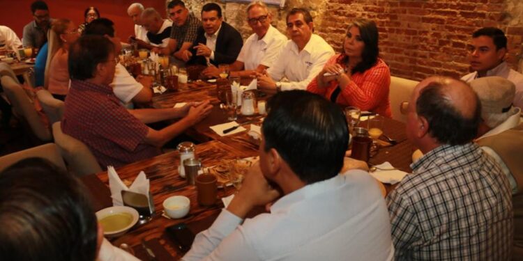 Vienen tiempos mejores para Victoria en obras e inversión para atender rezagos históricos: Gattás