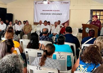 ITAVU entrega un paquete de escrituras en Aldama