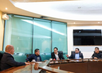 Estamos ante ataques irracionales que exigen una reacción unificada: Alfaro