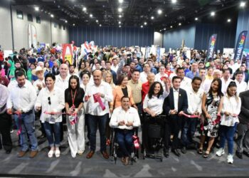 Ofertan 179 empresas 4 mil vacantes en la Feria del Empleo en Reynosa 