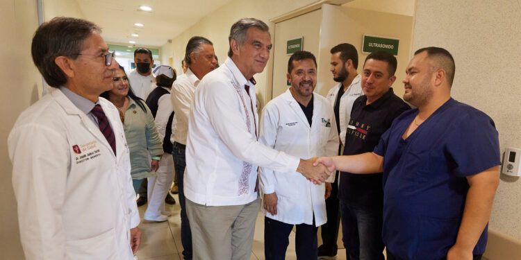 Constata Américo Villarreal avances del Hospital Regional del ISSSTE-Tampico