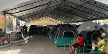 Habilitan en Matamoros albergue para migrantes que esperan trámite de asilo en EU