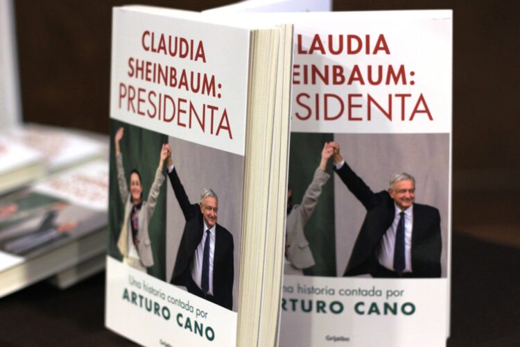 Presentan libro sobre la historia política y retos de Claudia Sheinbaum