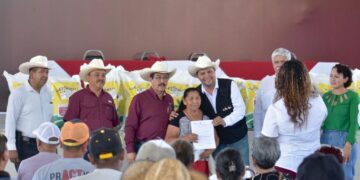 Apoyo de fertilizante continúa llegando a productores citrícolas