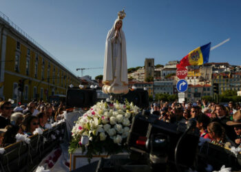 Jóvenes comienzan a reunirse en Portugal para recibir al Papa Francisco