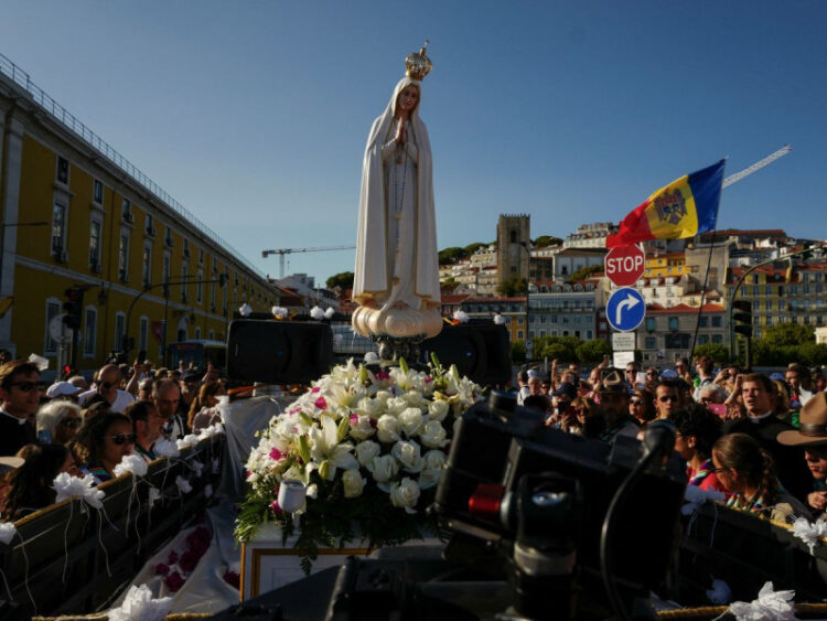 Jóvenes comienzan a reunirse en Portugal para recibir al Papa Francisco