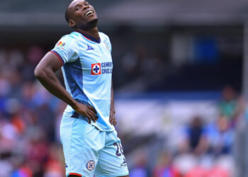 Cruz Azul empata 2-2 con Santos de Torreón en el Azteca