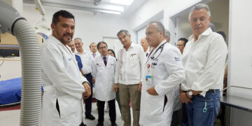Entrega Américo Villarreal equipo a 19 hospitales y 12 jurisdicciones sanitarias de Tamaulipas