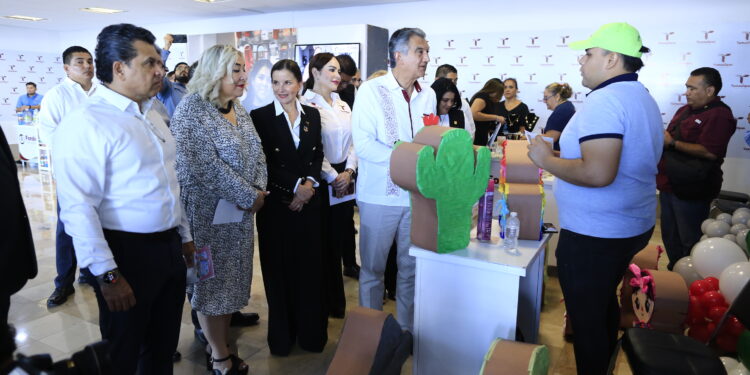 Américo Villarreal impulsa con créditos a pequeñas y medianas empresas en Tamaulipas 