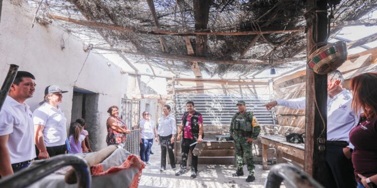 Entrega DIF Tamaulipas apoyos a 30 familias  damnificadas por tromba en  Miquihuana