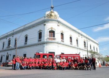 Festeja el Ayuntamiento de Cd. Victoria a los bomberos en su día