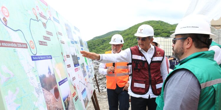 Supervisa gobernador de Tamaulipas avance del mega-tunel de nueva autopista Mante-Ocampo-Tula