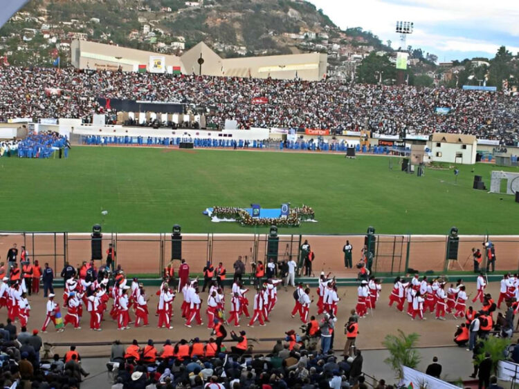 Estampida en estadio de Madagascar deja 13 muertos y un centenar de heridos
