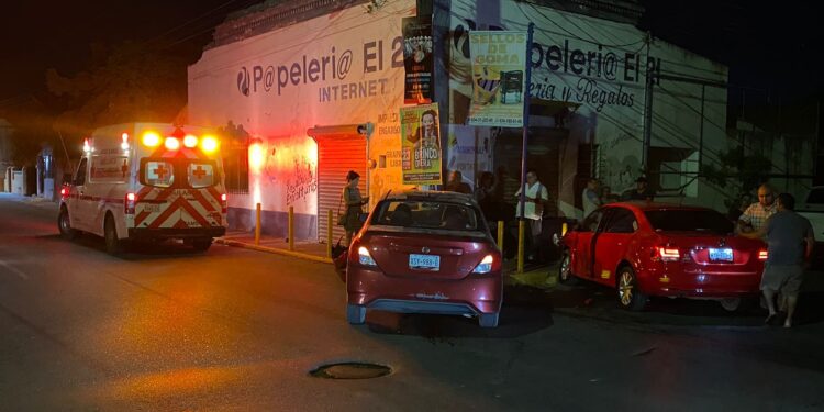 Un herido en accidente provocado por paso de alto