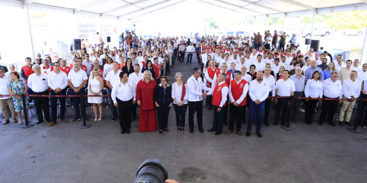 Se compromete Américo Villarreal a que nada falte a la Cruz Roja en Tamaulipas