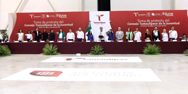 A trabajar, invita Gobernador Villarreal a jóvenes, para disminuir desigualdad