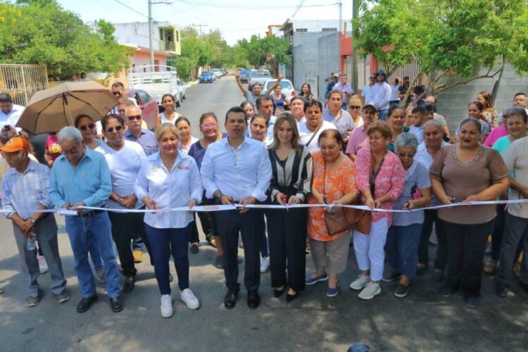 Entrega Gattás obras de pavimentación en Col. Tecnológico de Cd. Victoria
