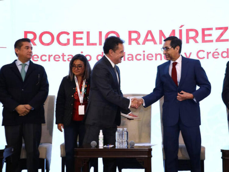 Creceremos al 3% estima el secretario de Hacienda ante diputados federales