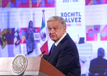 ‘Gané la apuesta’, dice AMLO tras elección de Xóchitl como candidata del FAM