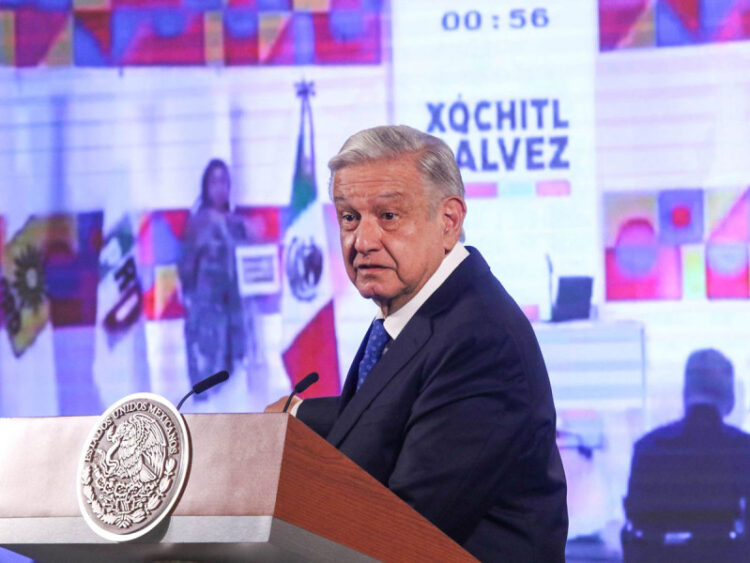 ‘Gané la apuesta’, dice AMLO tras elección de Xóchitl como candidata del FAM