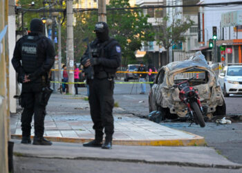 Coche bomba estalla en Quito sin dejar víctimas