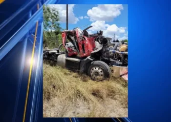 Muere chofer tras volcadura en Brownsville