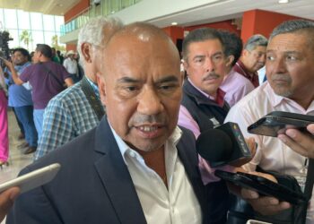 Reviven éxodo en Los Guerra, de Miguel Alemán