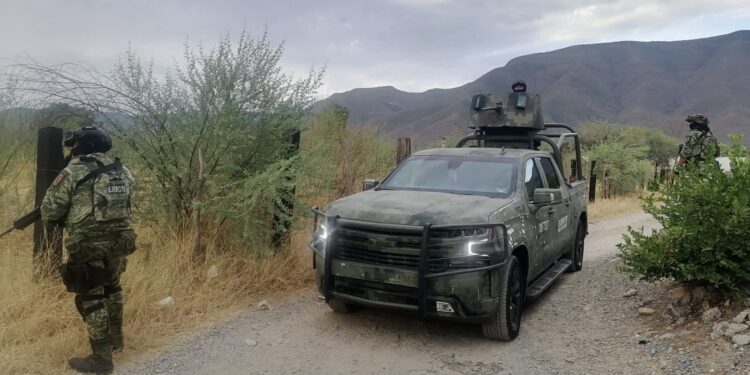 Quitan a reos de Victoria “lujos” y armas