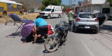 Se lesiona repartidor de comida en choque