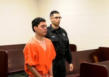 Fianza de 3.5 mdd a responsable de tiroteo en Texas