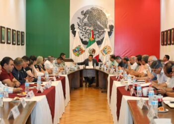 Aplica Ayuntamiento el “Operativo Delfín” contra robos en zona comercial de Victoria