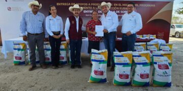 Entregan 17  toneladas de semilla de sorgo a 471 productores agrícolas tamaulipecos