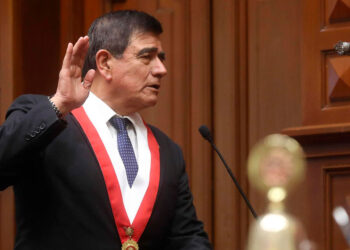 Presidente del Congreso de Perú bajo investigación por corrupción