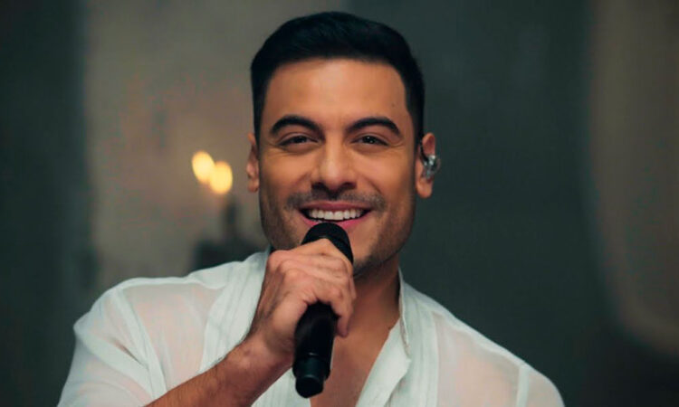 Carlos Rivera revela primera fotografía junto a su hijo