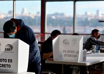 Retos múltiples para el próximo presidente de Ecuador